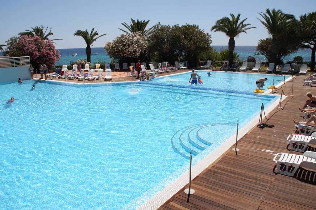 Th Costa Rei - Free Beach Resort Zewnętrze zdjęcie